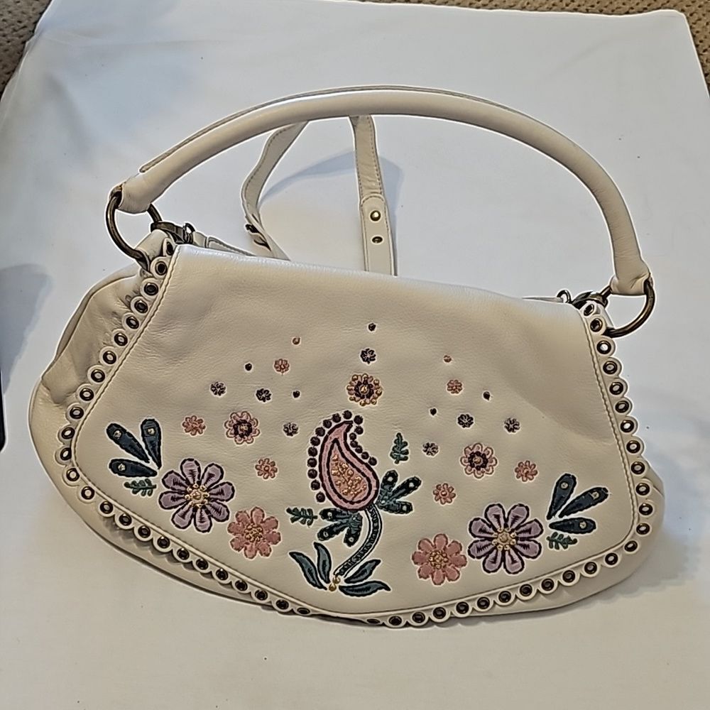Isabella fiore leather embroidered bag